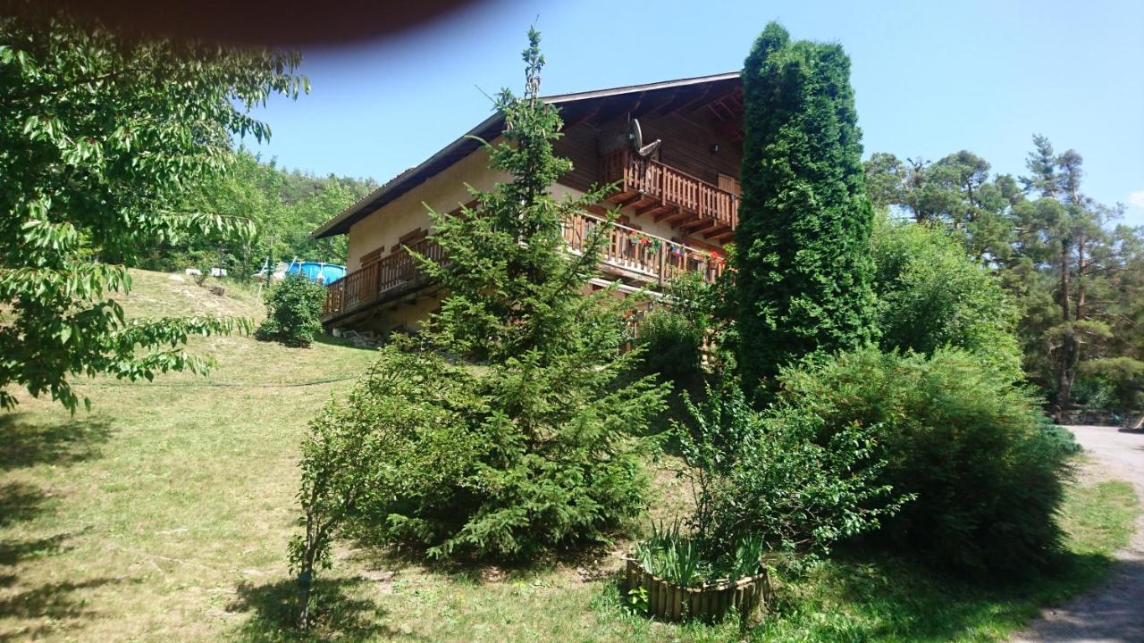 Chambre Les Ormes Enchastrayes Exterior foto