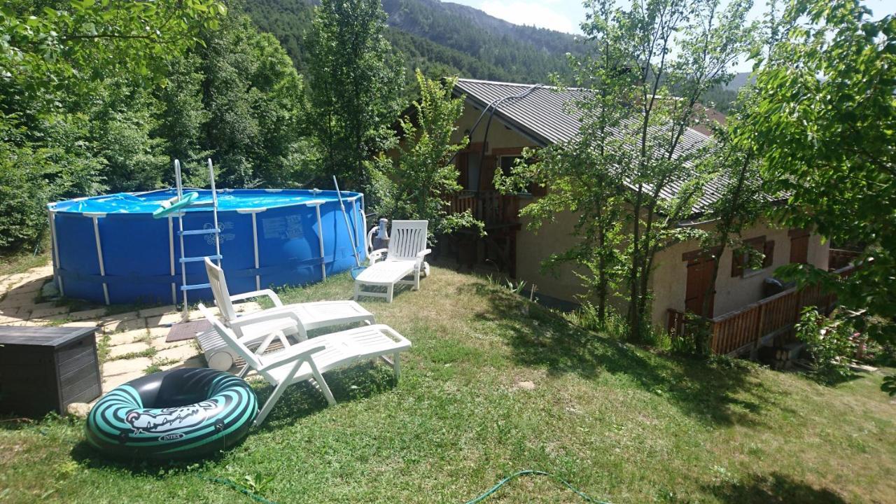 Chambre Les Ormes Enchastrayes Exterior foto
